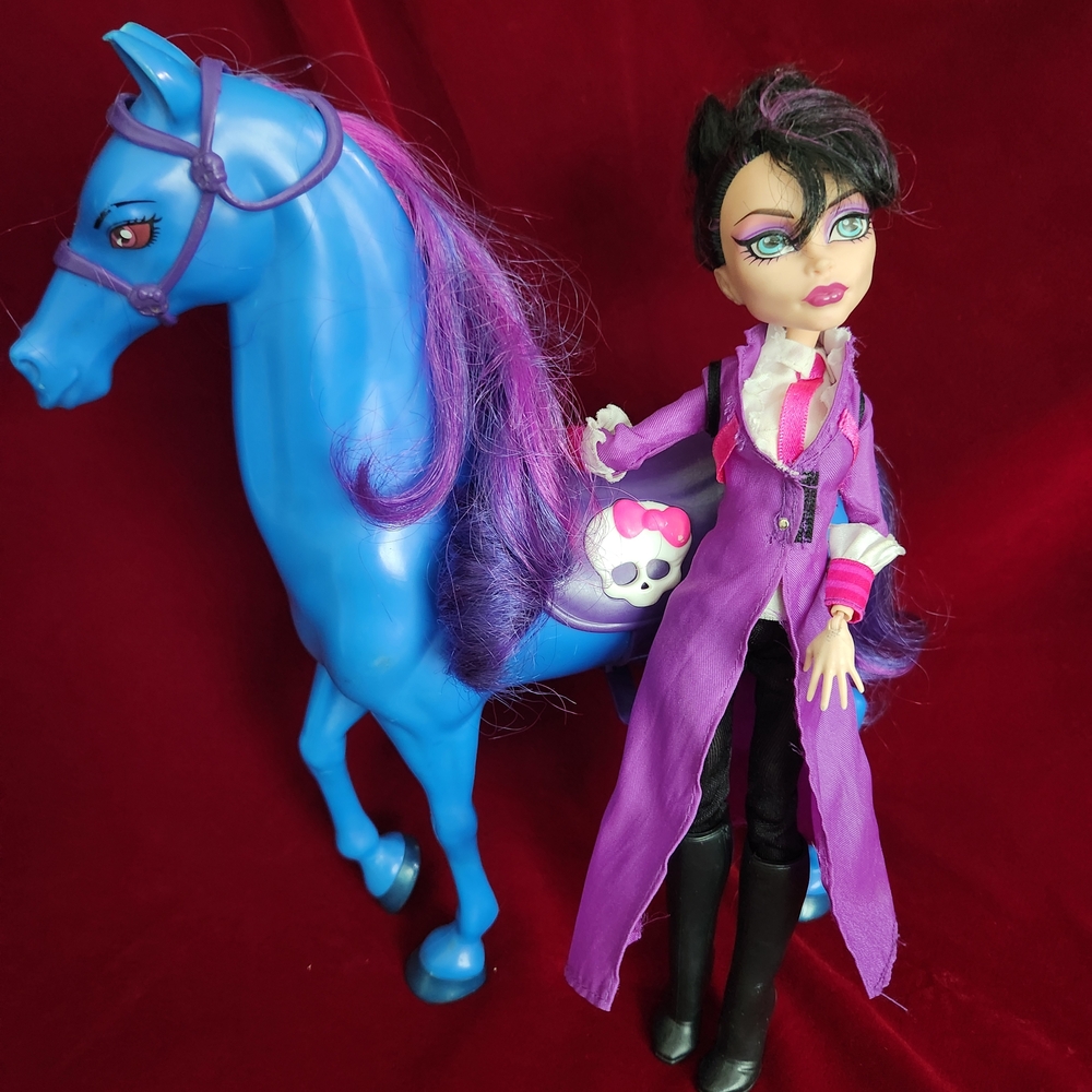 Monster High Headmistress Bloodgood And Nightmare